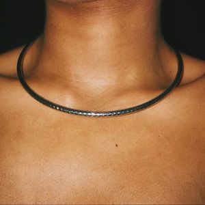 SILVER CHOKER